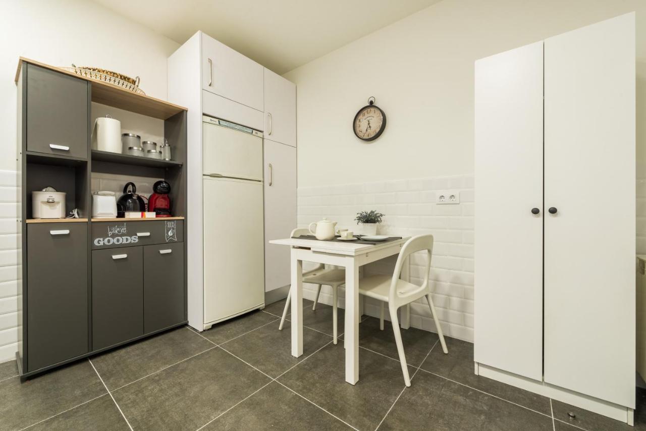 For You Rentals Free Wifi Apartment Temporal Malasana Madrid Center Mal27 Eksteriør billede